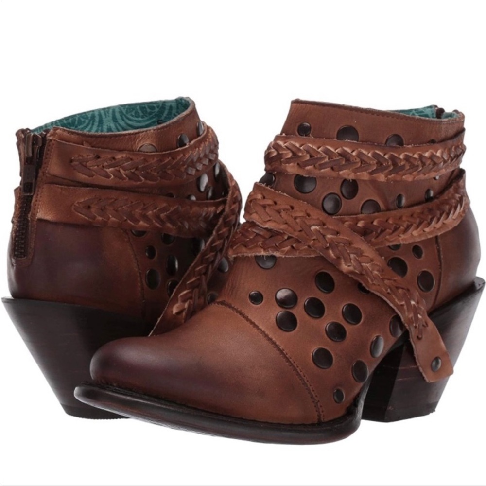 Size 10 corral booties gently worn